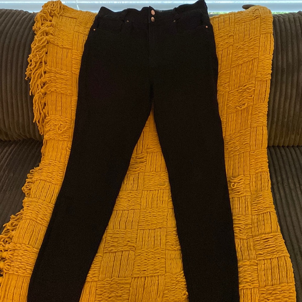 Black skinny’s